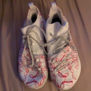 Curry 5... Basketball shoes